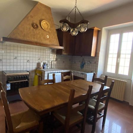וילפרנקה אין לוניג'אנה Casa Vacanze Nonna Nella מראה חיצוני תמונה